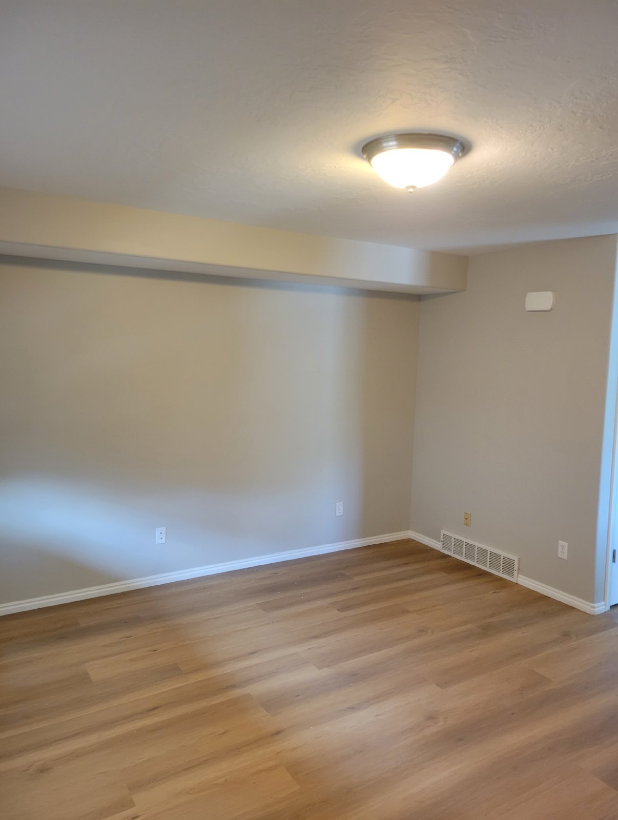 3 Bedroom Harrisville Townhouse! property image