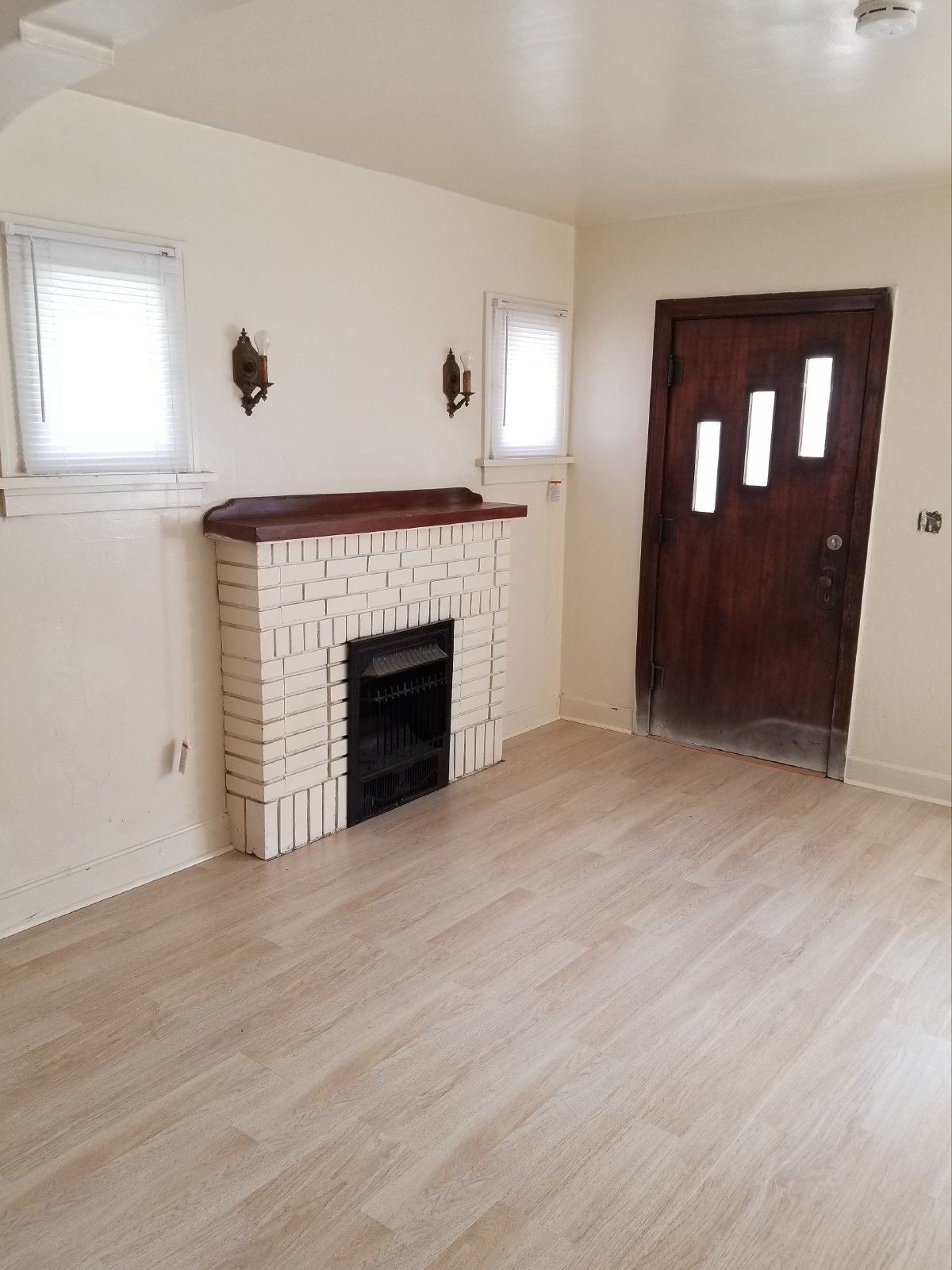 Updated 3 bedroom! property image