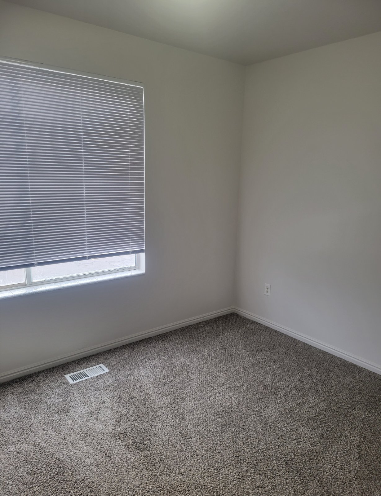 3 Bedroom Roy Home! property image