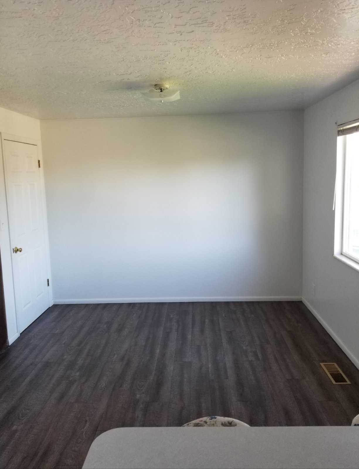 Upstairs 2 Bedroom Duplex! property image