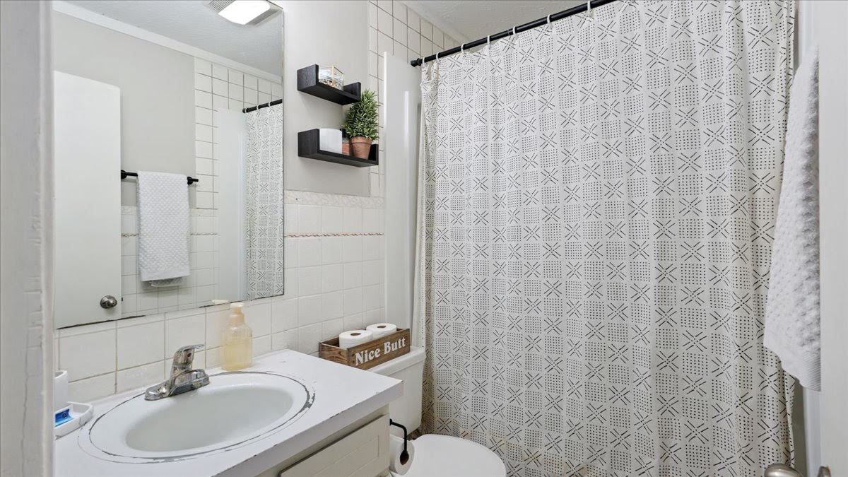 4 Bedroom Rambler Home! property image