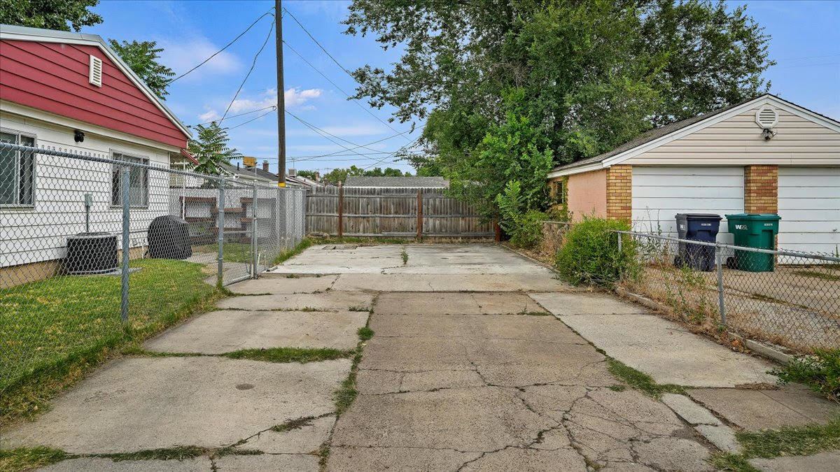 4 Bedroom Rambler Home! property image