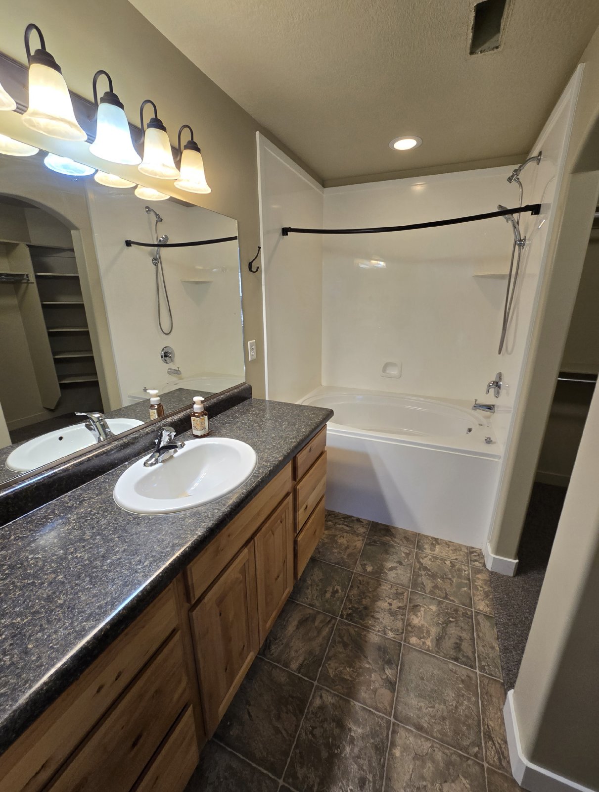 3 Bedroom North Ogden Townhouse! property image