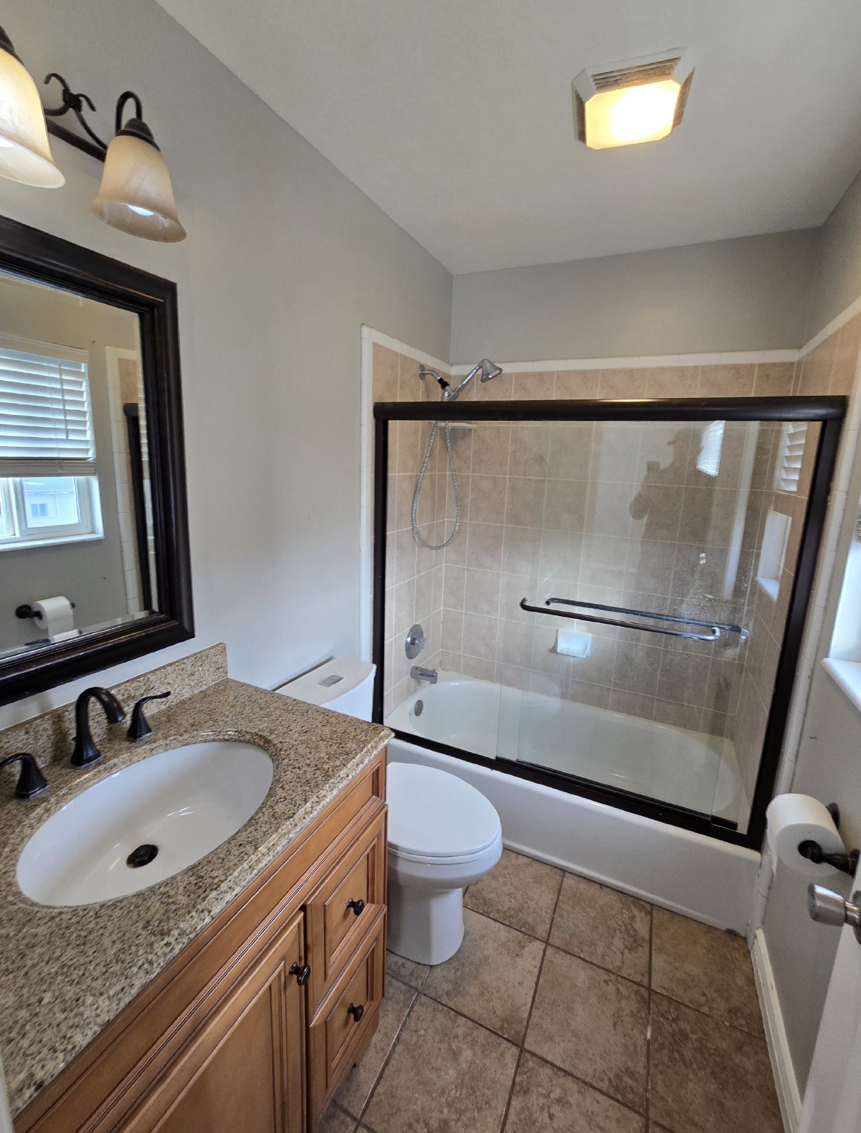 5 Bedroom Clinton Home! property image