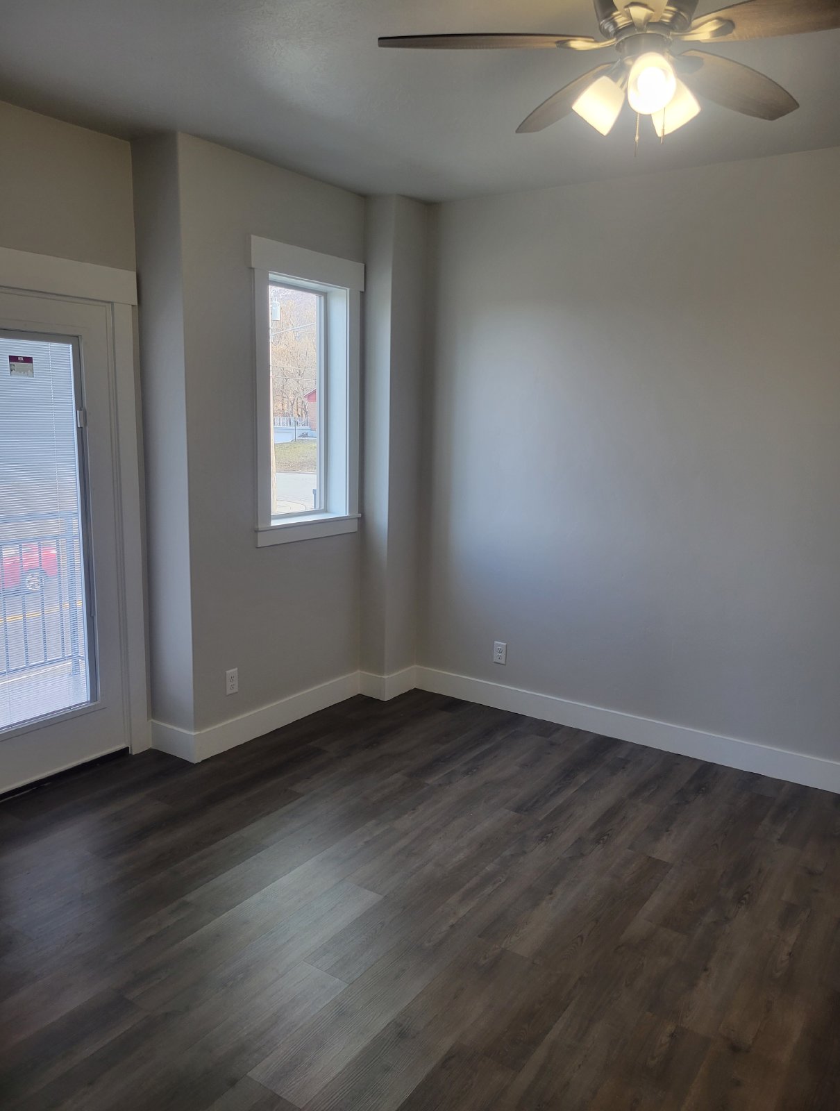 Newer 2 Bedroom Apartment! property image