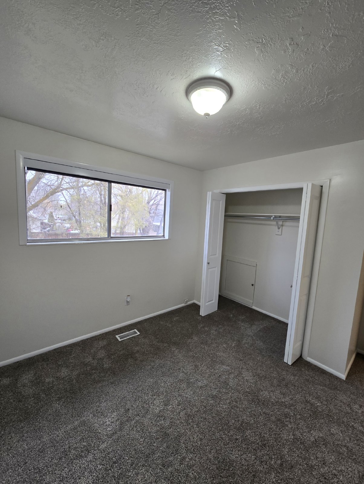 2 Bedroom Ogden Townhouse! property image