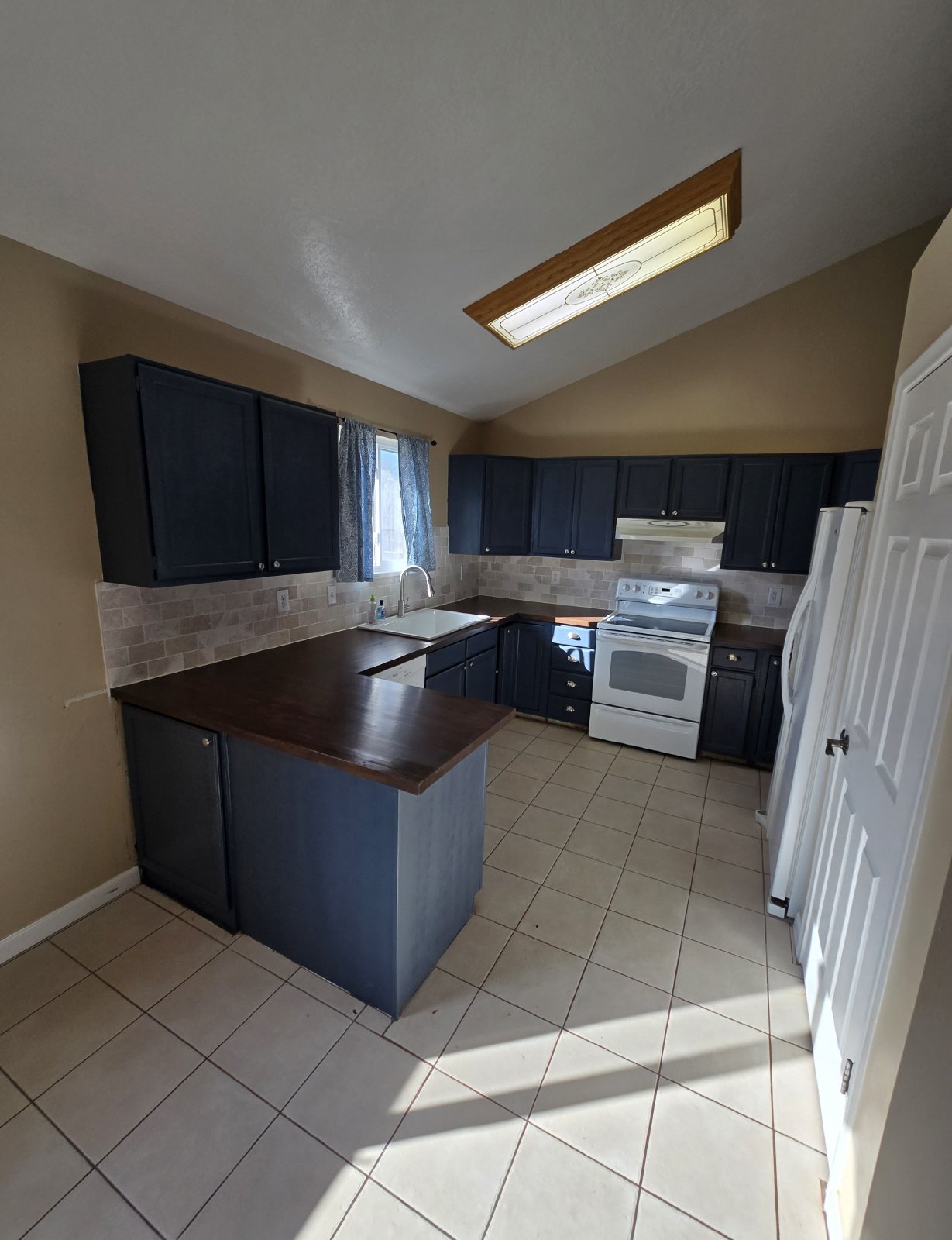 4 Bedroom NSL Home! property image