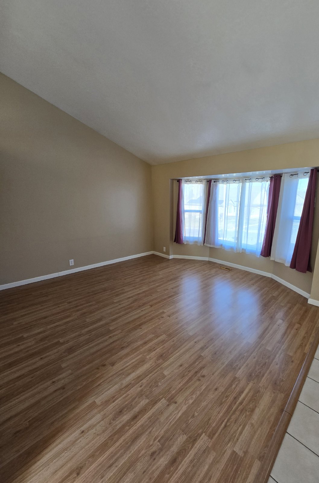 4 Bedroom NSL Home! property image