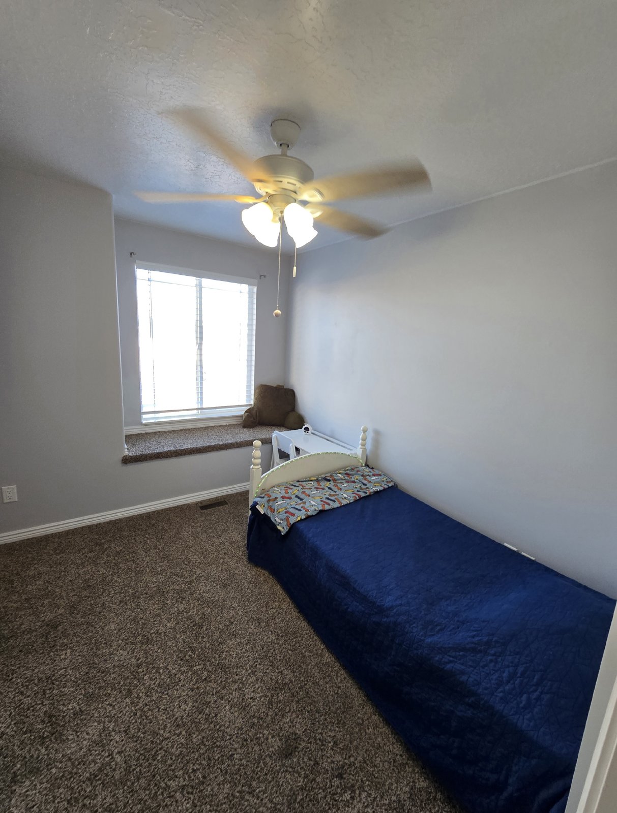 4 Bedroom Roy Home! property image