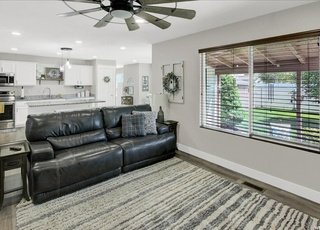 3 Bedroom Clinton Home! property image