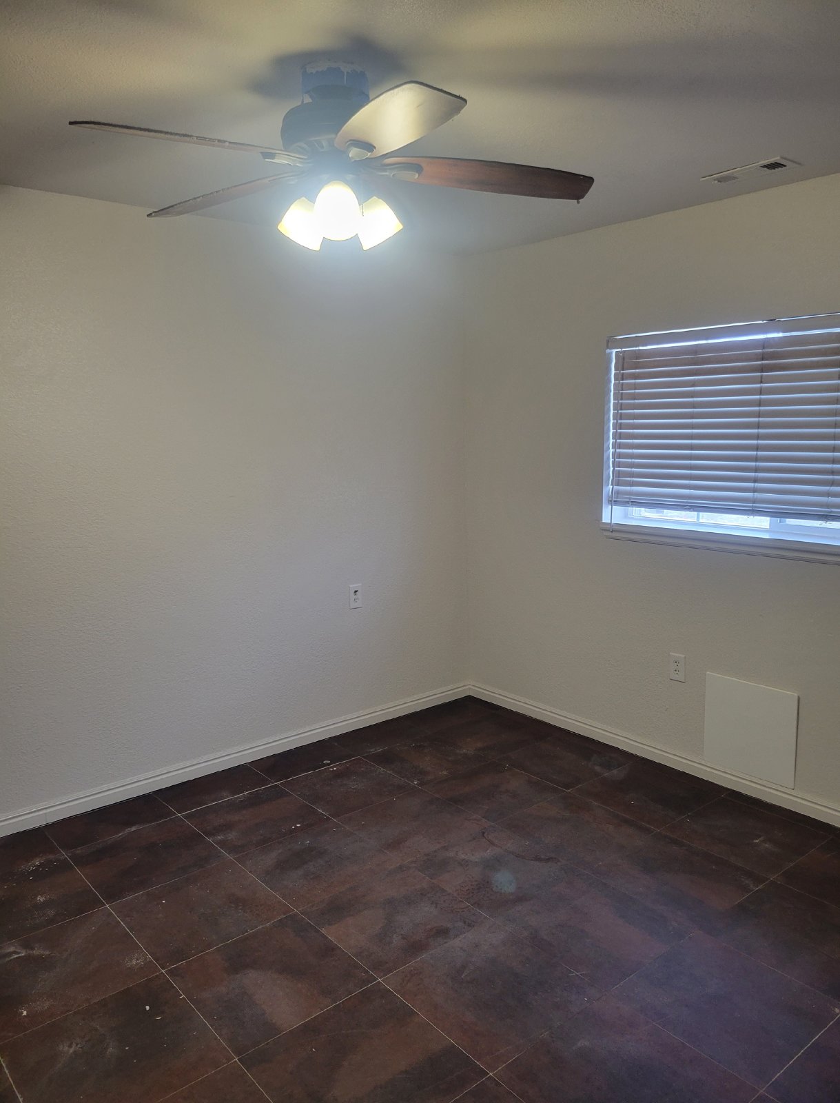 4 Bedroom Clinton Home property image