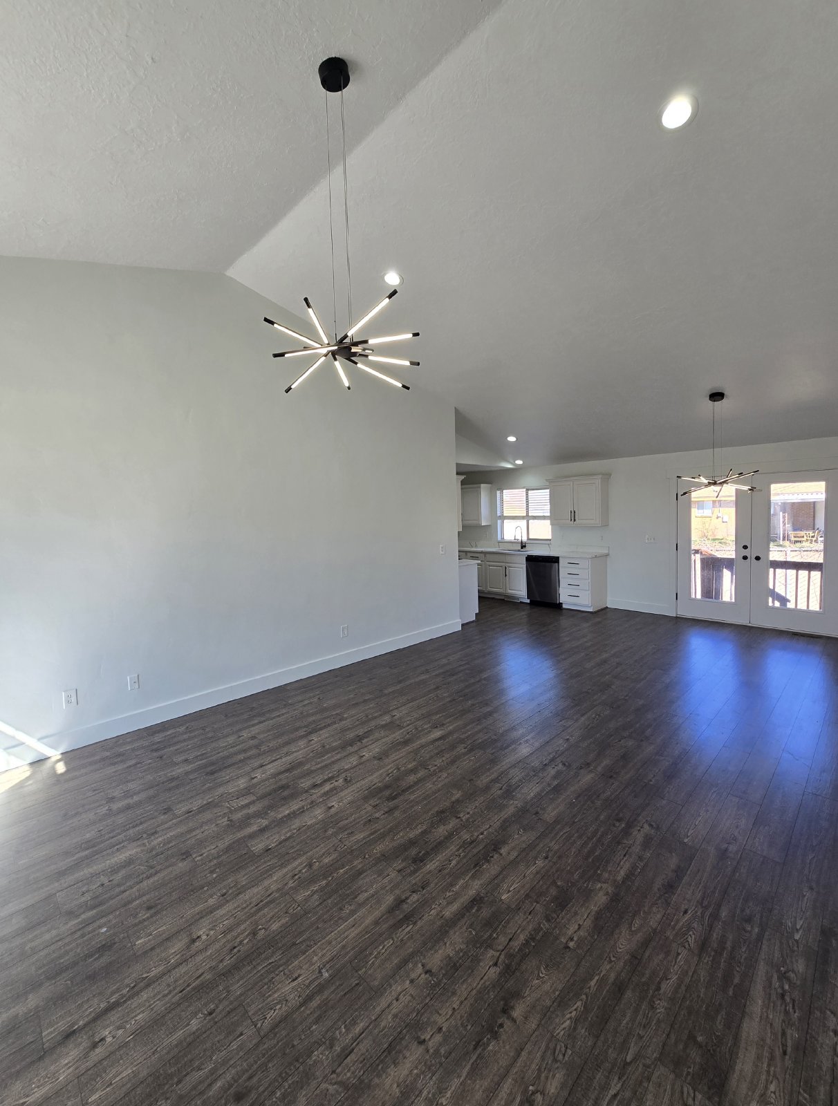 Newly Updated 3 Bedroom Duplex! property image