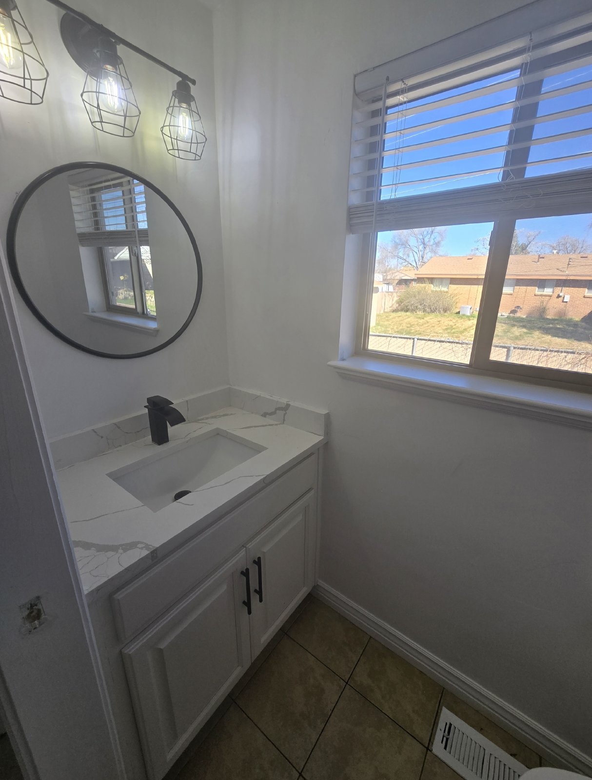 Newly Updated 3 Bedroom Duplex! property image