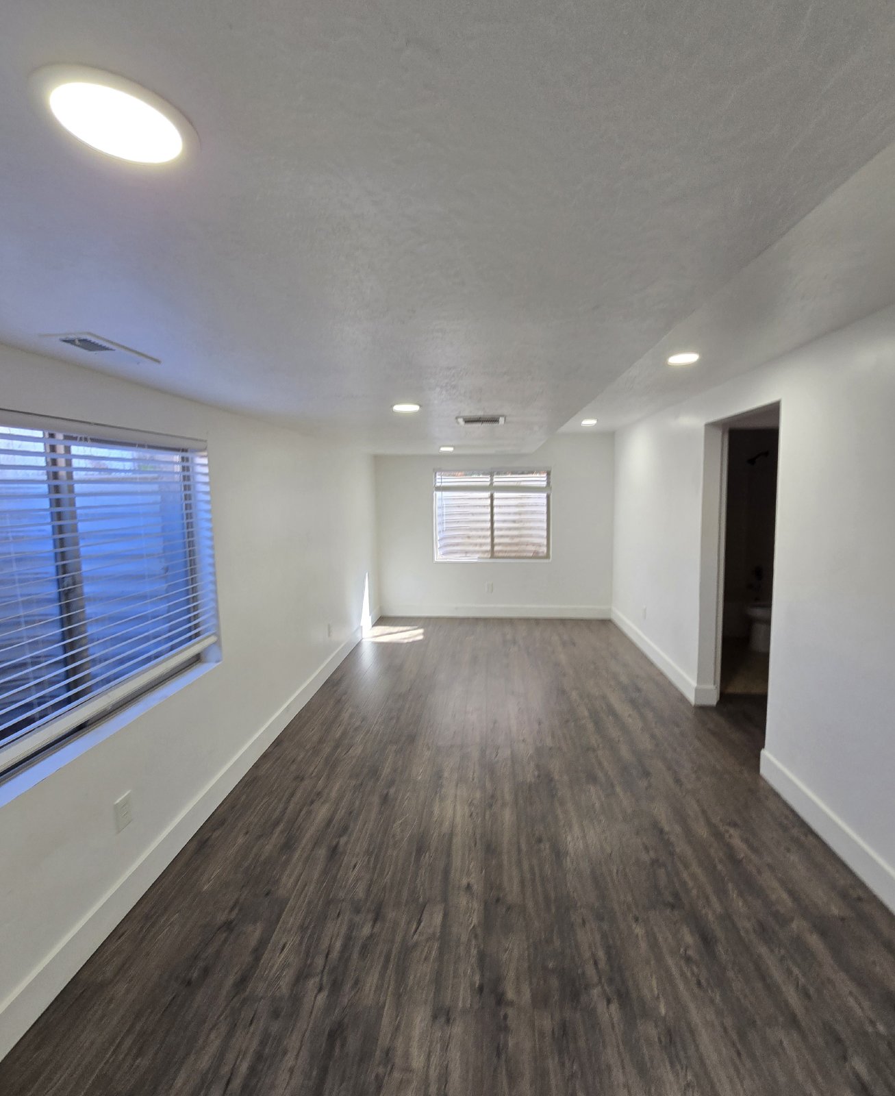 Updated 3 Bedroom Dowstairs Duplex! property image