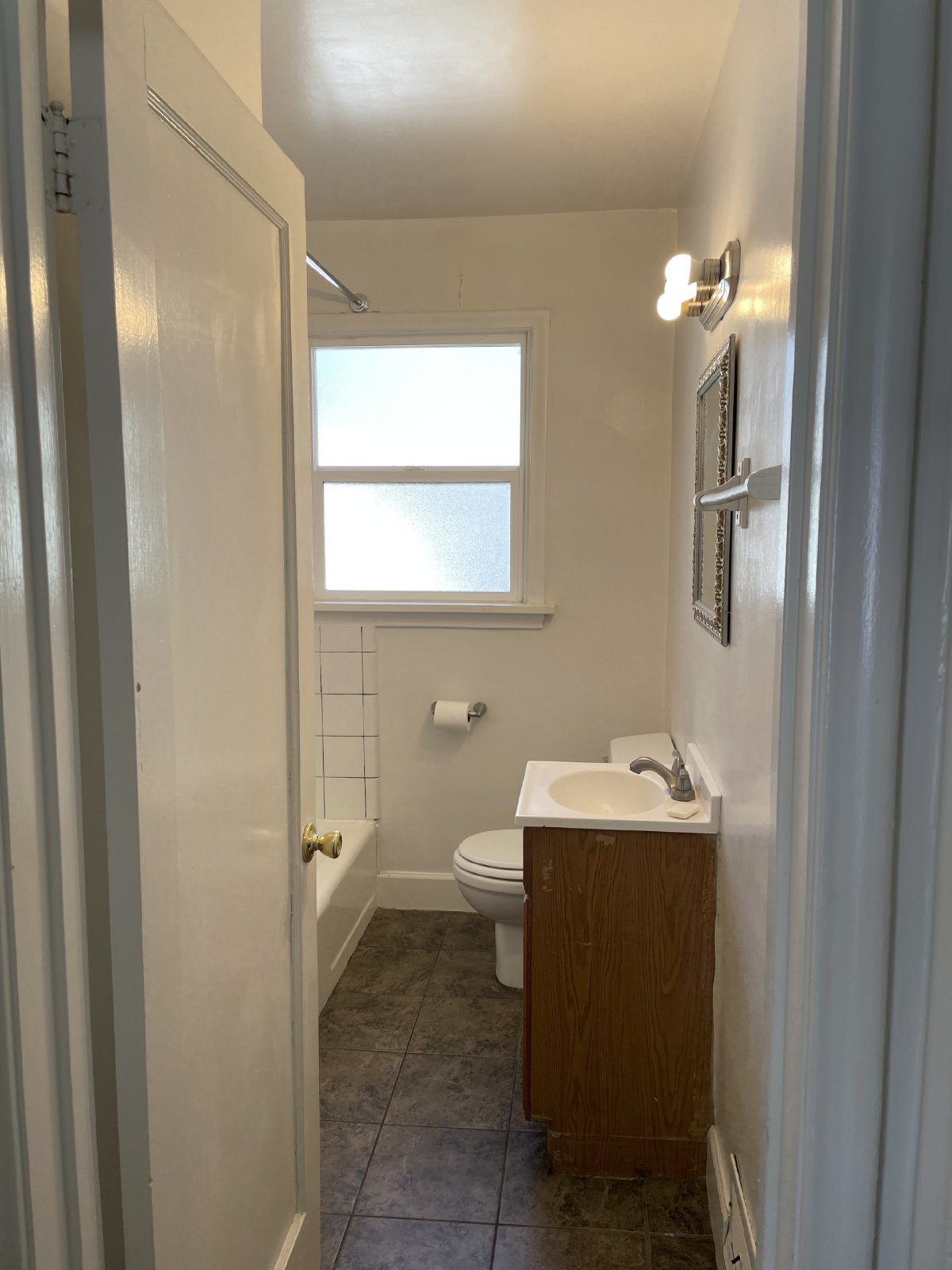 2 Bedroom Ogden Apartment! property image