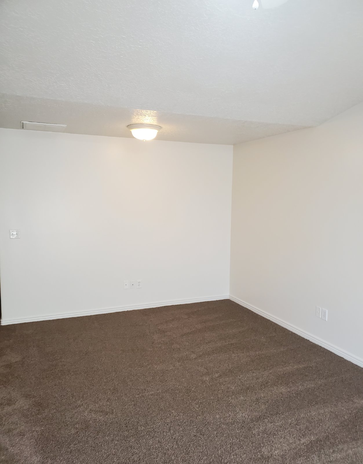 3 Bedroom Duplex! property image