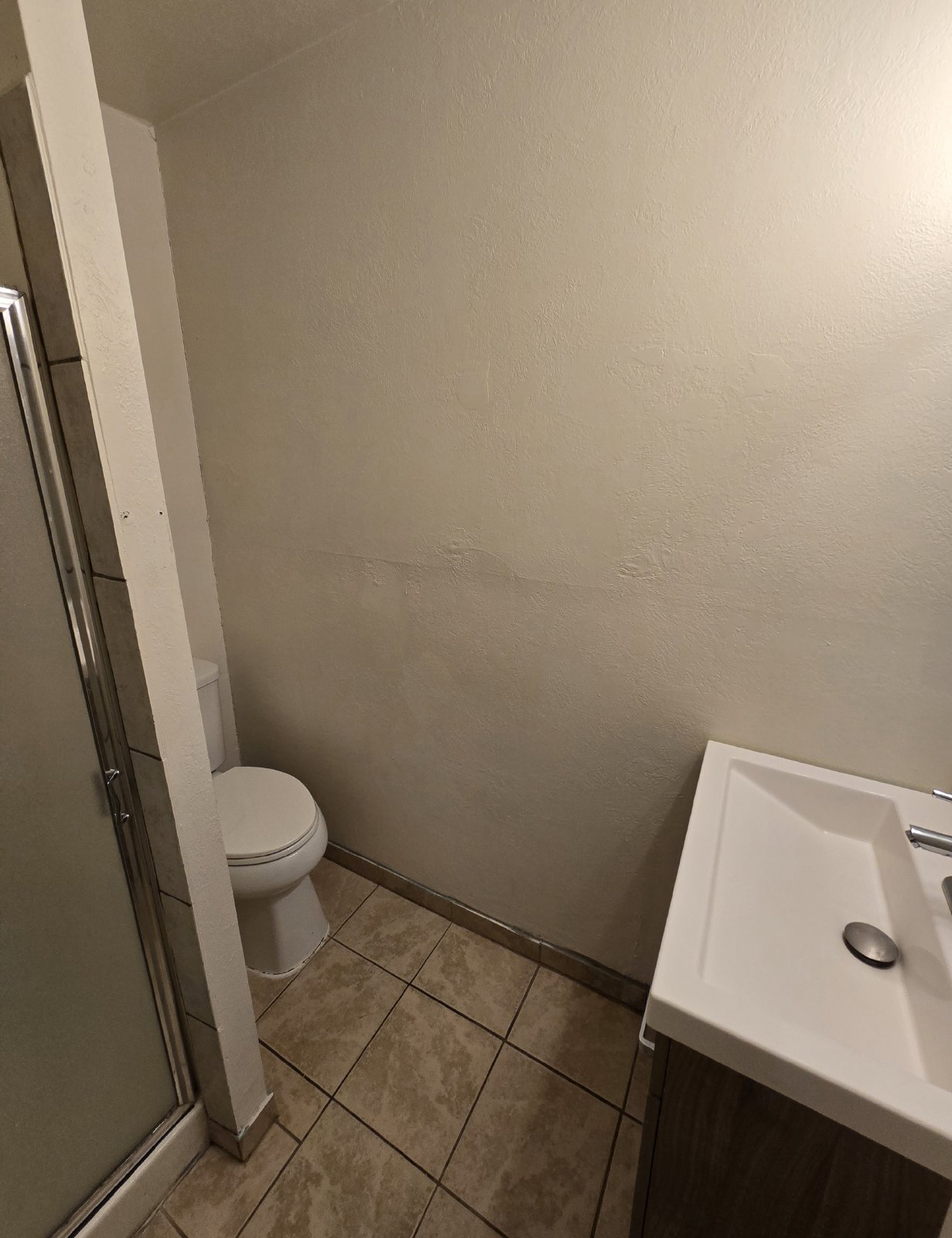 Studio Apartment Available Immediately! property image