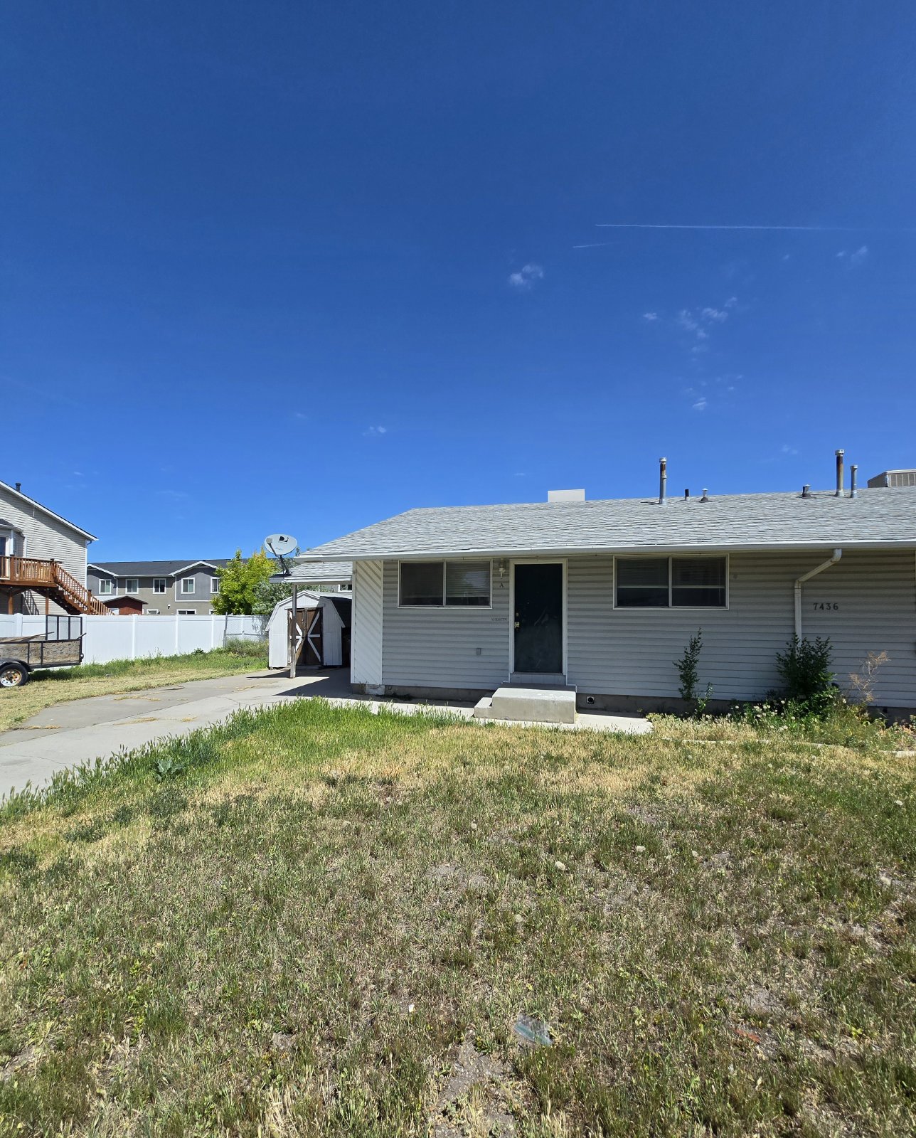 2 Bedroom, 1 Bath duplex in Magna! property image