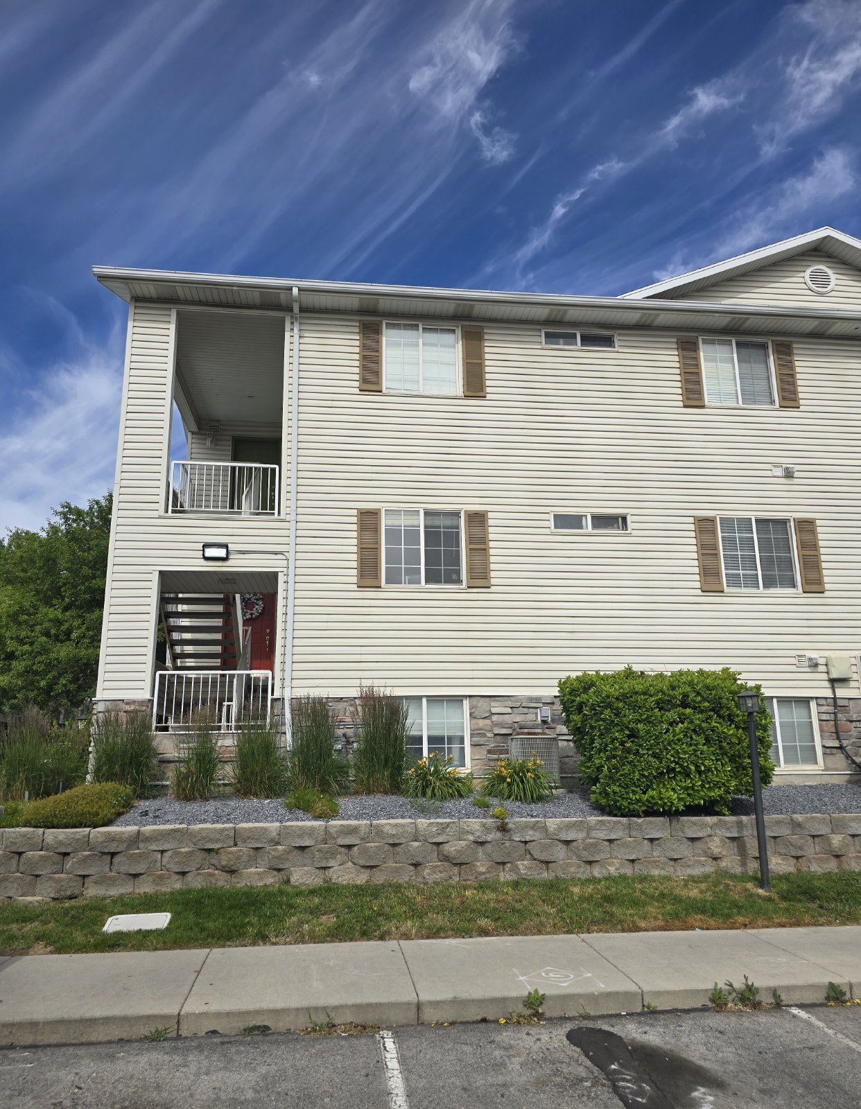 Beautiful 3 Bedroom South Salt Lake Condo! property image