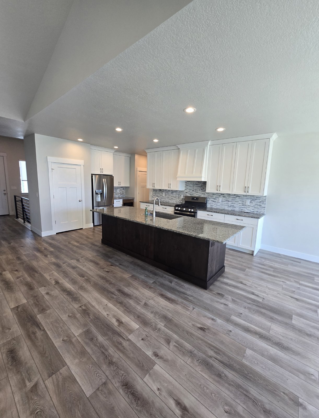 4 Bedroom Mtn Green Home! property image