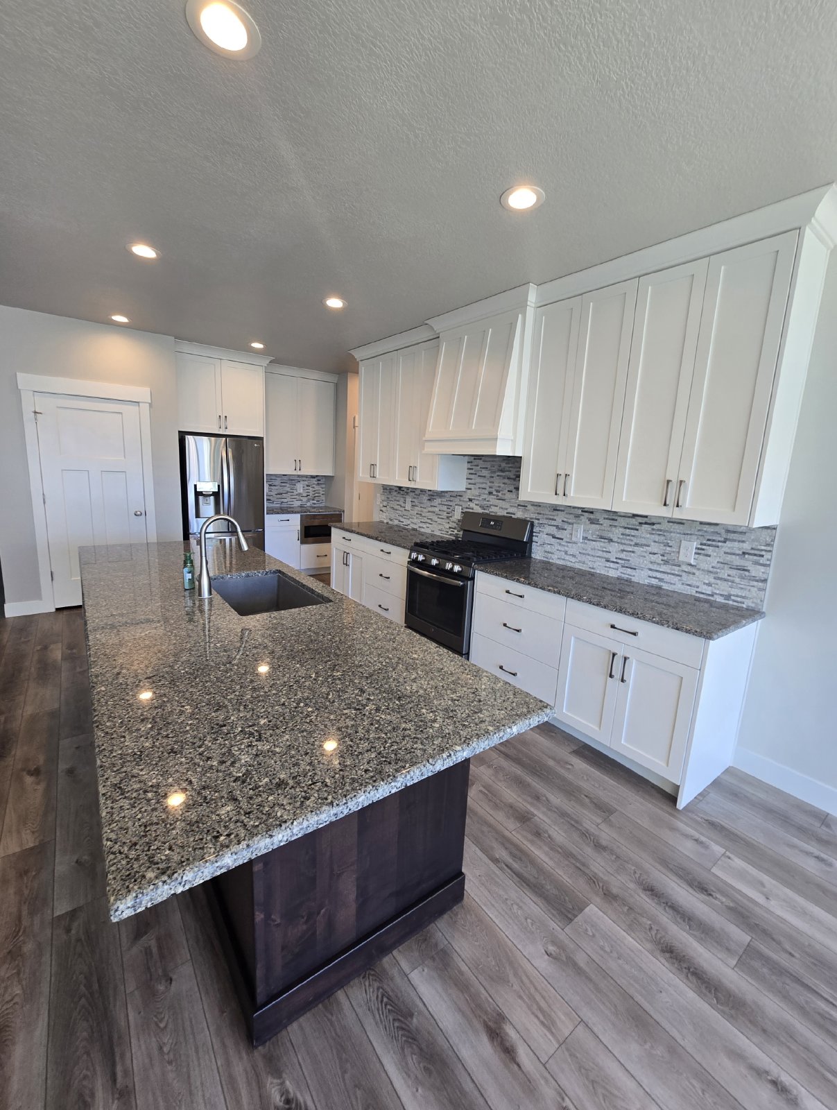 4 Bedroom Mtn Green Home! property image