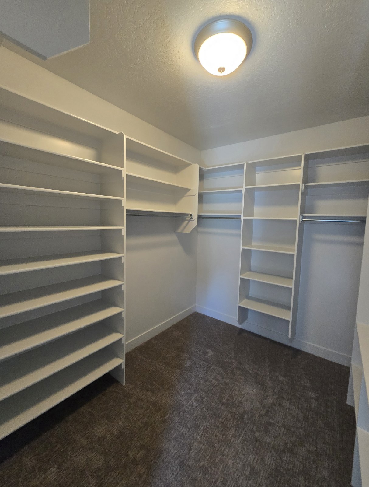 4 Bedroom Mtn Green Home! property image