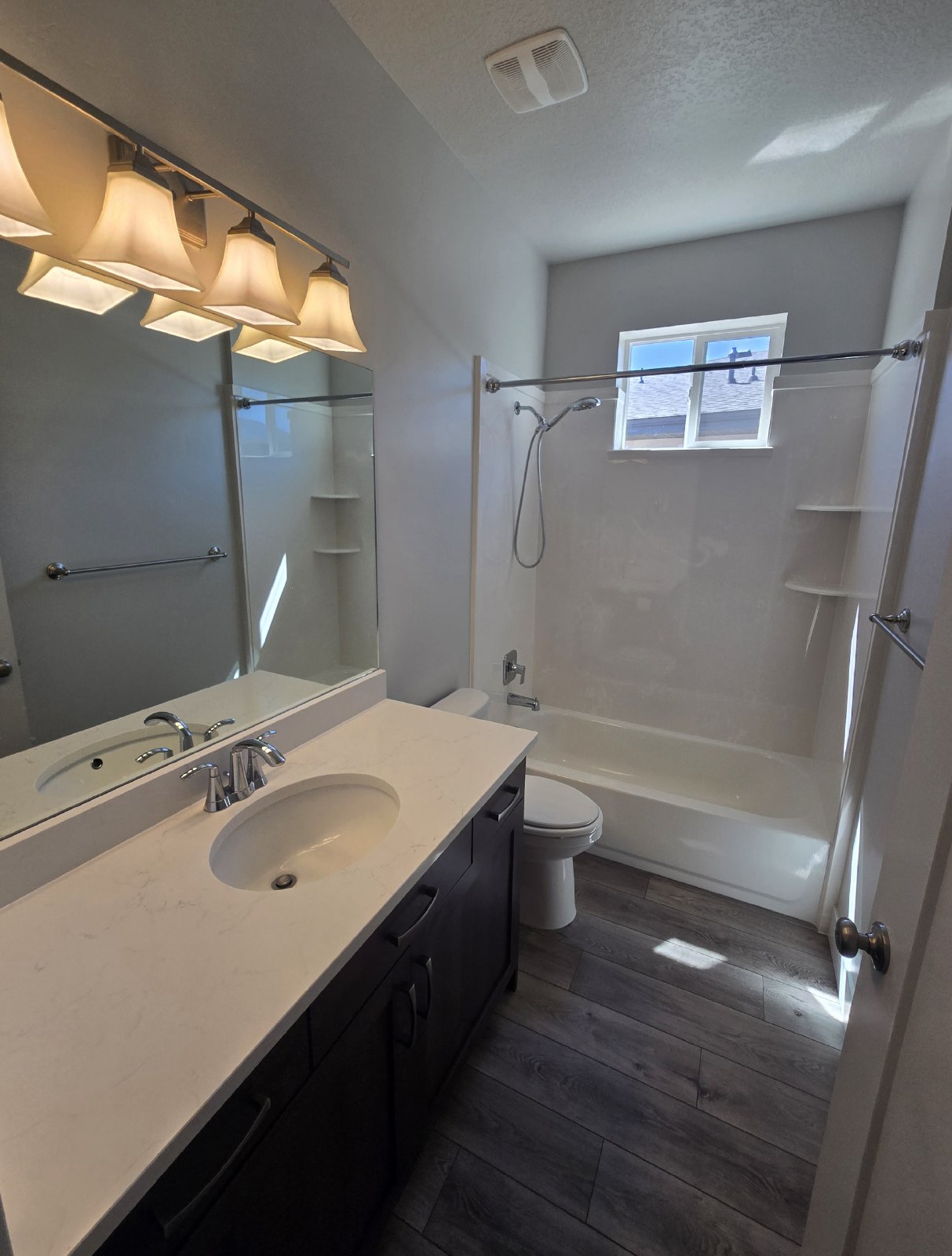 4 Bedroom Mtn Green Home! property image