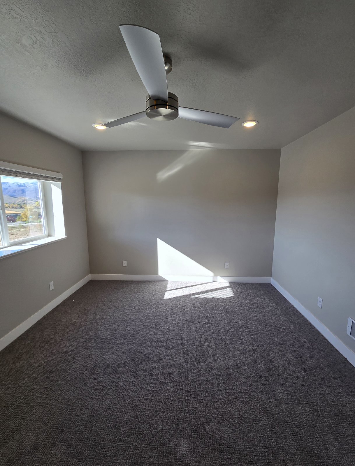 4 Bed 3.5 Bath Morgan Townhome property image