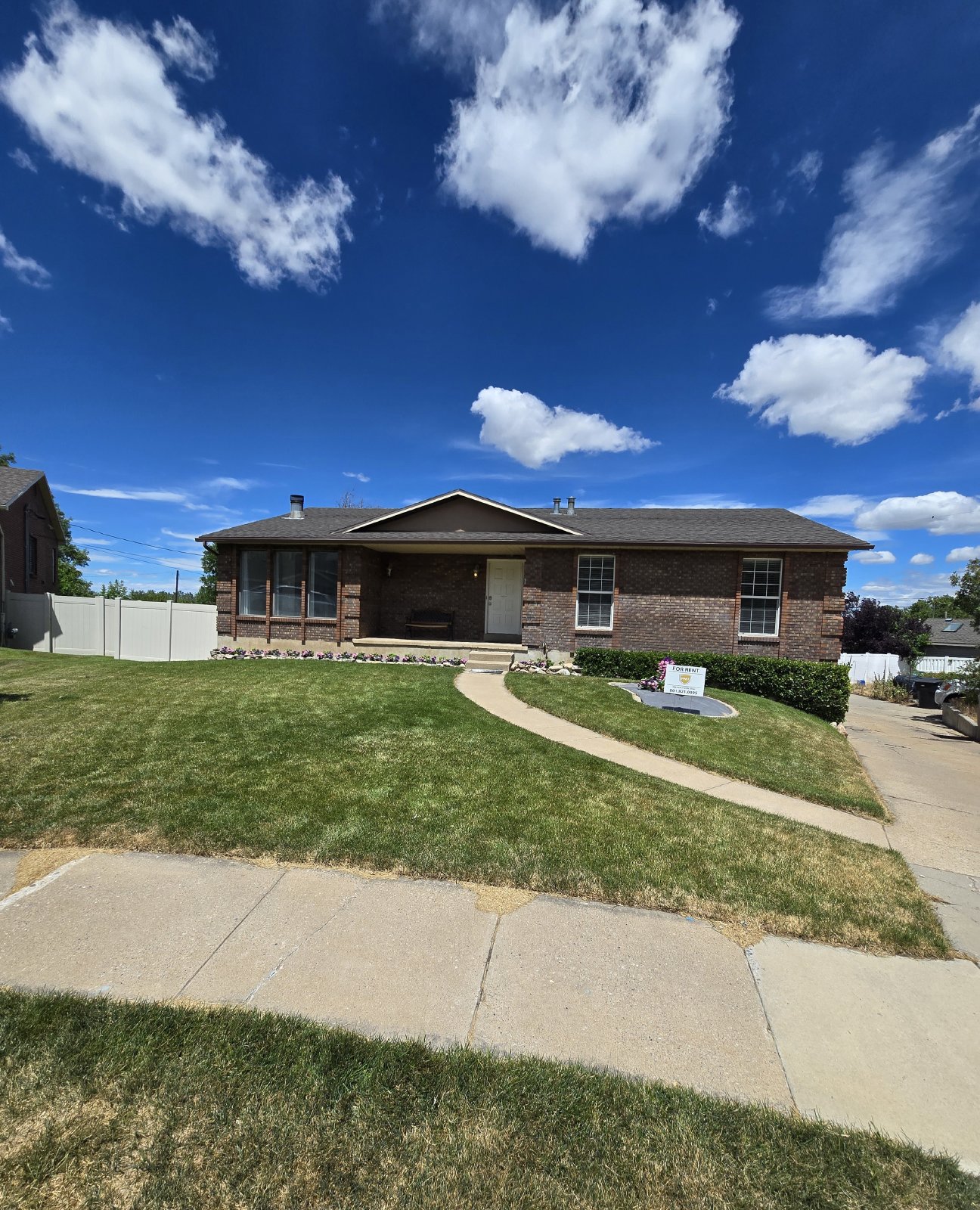 6 Bedroom Bountiful Home! property image