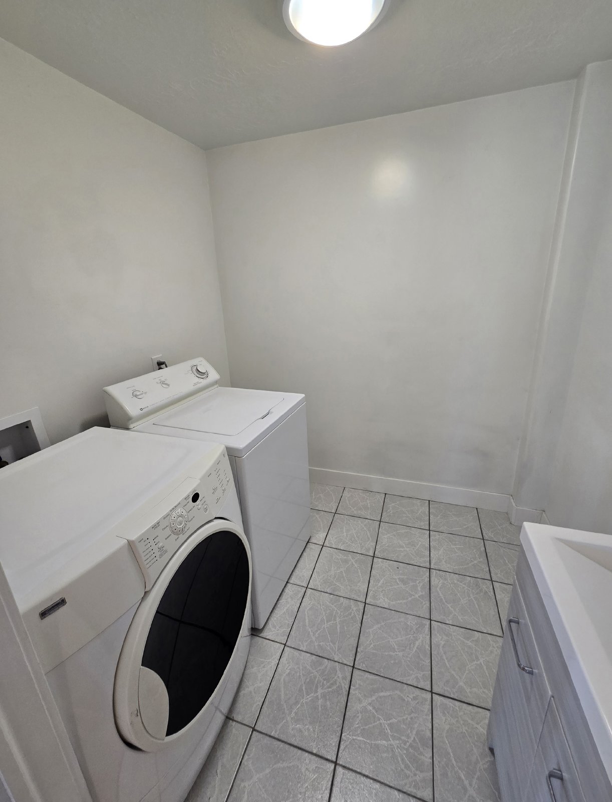 6 Bedroom Bountiful Home! property image