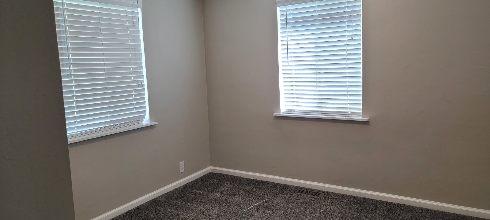 Upstairs Duplex in North Salt Lake property image