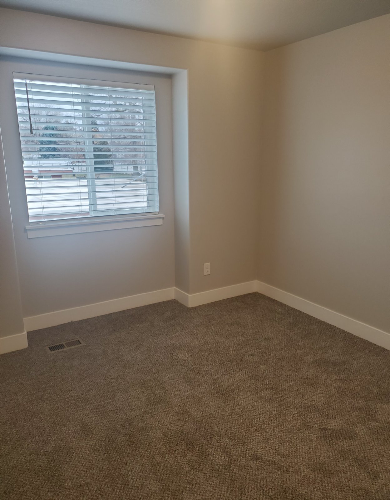 3 Bedroom Washington Terrace Townhome! property image