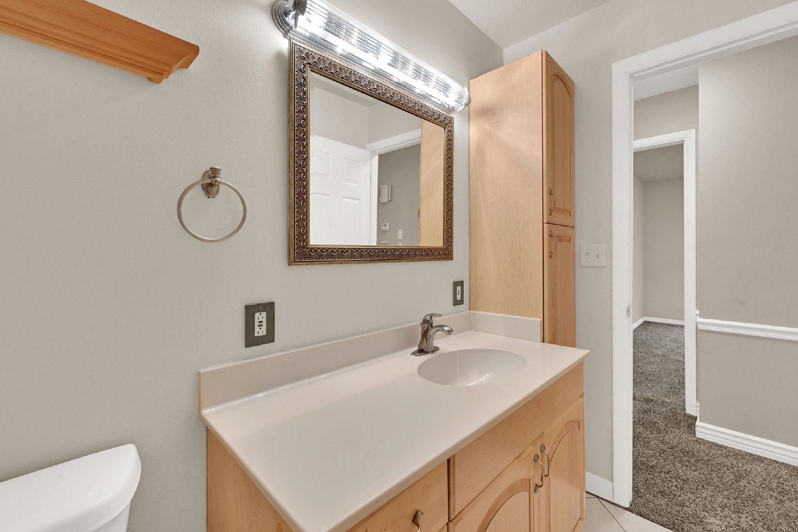 Spacious 6 Bedroom Bountiful Home! property image
