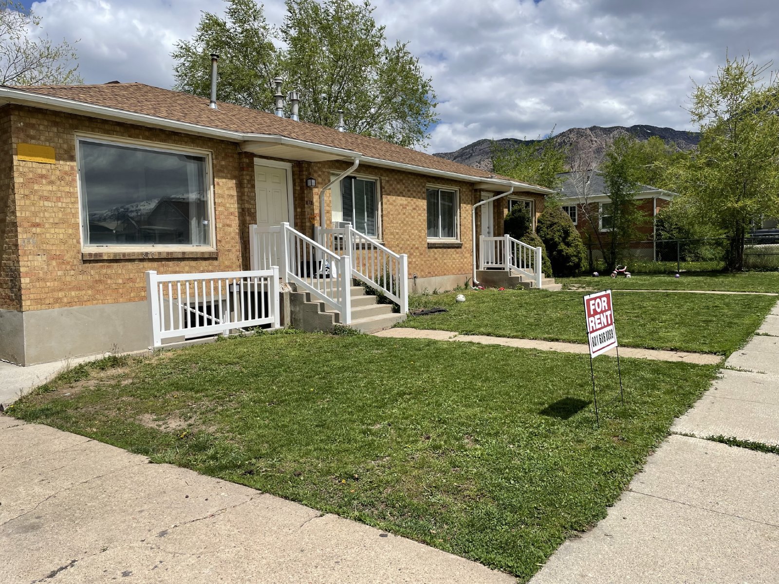Ogden 4 bed/2 bath Triplex! property image