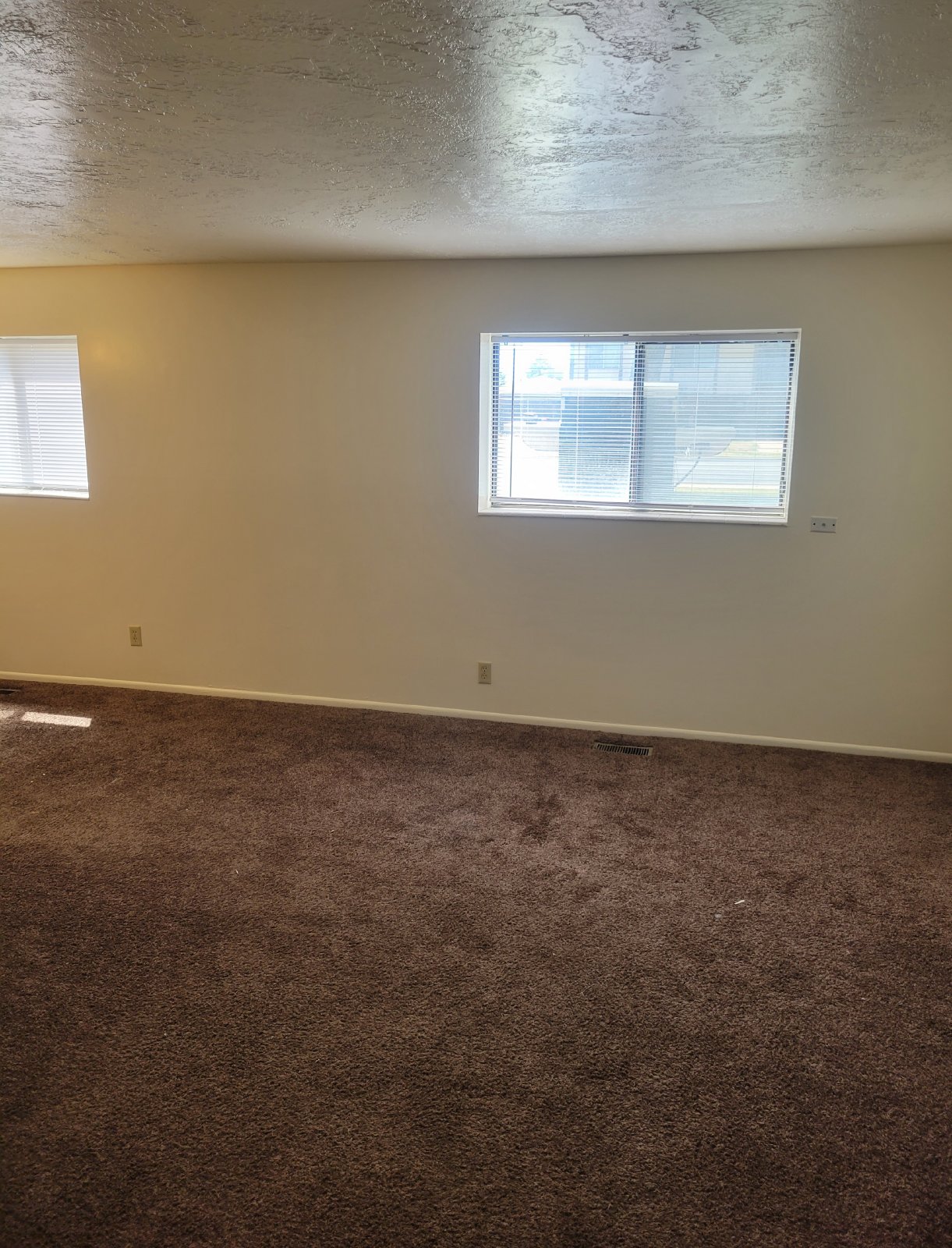 2 Bedroom Layton Multiplex! property image