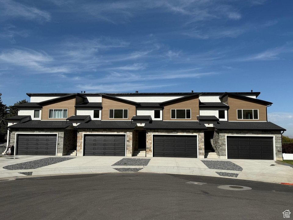 3 Bedroom Perry Townhome! property image