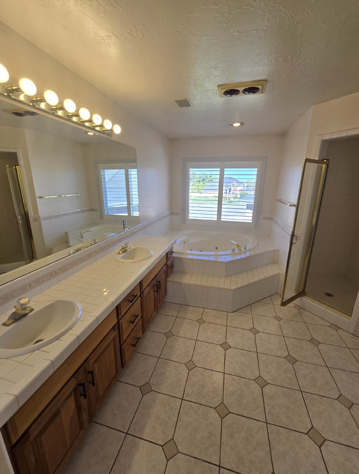 Huge 5 Bedroom South Ogden Home! property image